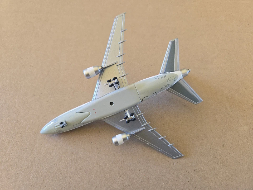1:400 Lockheed L-1011-500 TAP Air Portugal CS-TED AeroClassics - Image 4 of 4