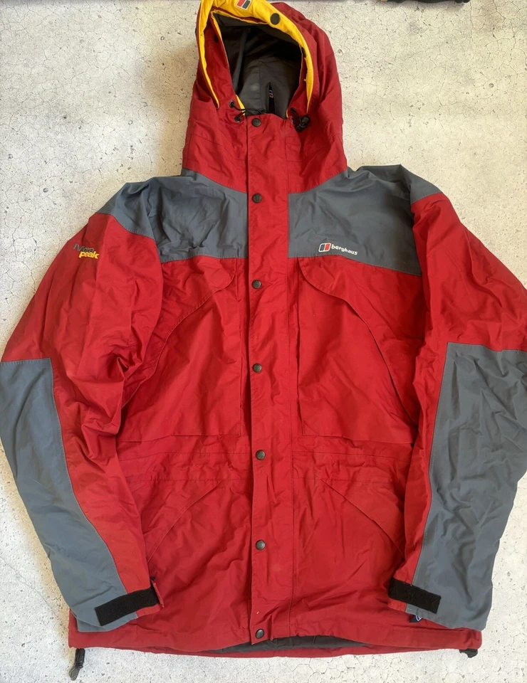 Chaqueta Berghaus Vintage Mera Peak Gore-Tex Shell Talla XL Roja Foto 2 de 4