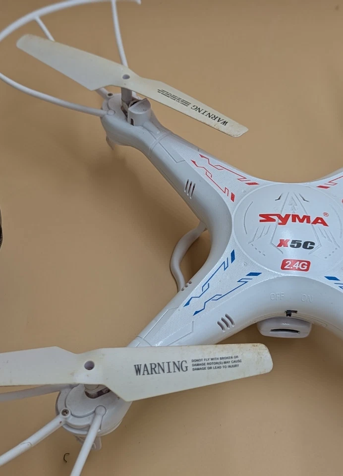 Syma Drone X5C 2.4Ghz 4CH Quadcopter & Remote Only No Battery Tested & Working - Image 3 of 4