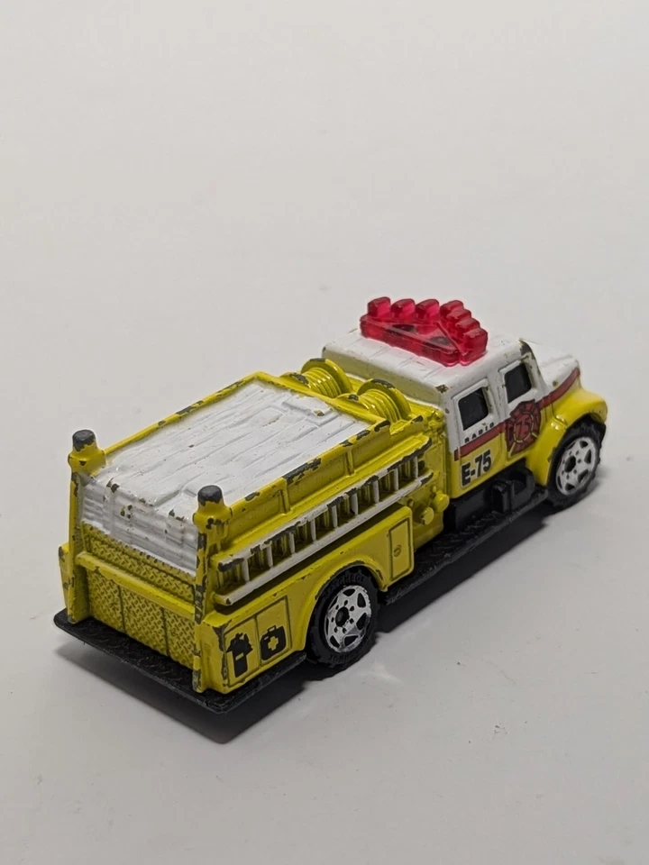 1998 Matchbox Mattel International Pumper - Image 4 of 4