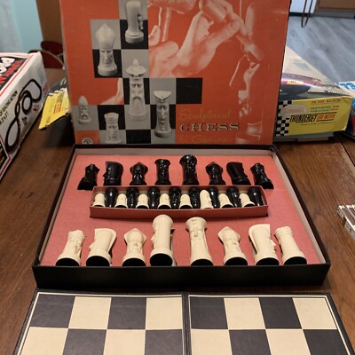 Vintage 1957 Sculptured Chess Set Ganine Salon Edition No. 1475