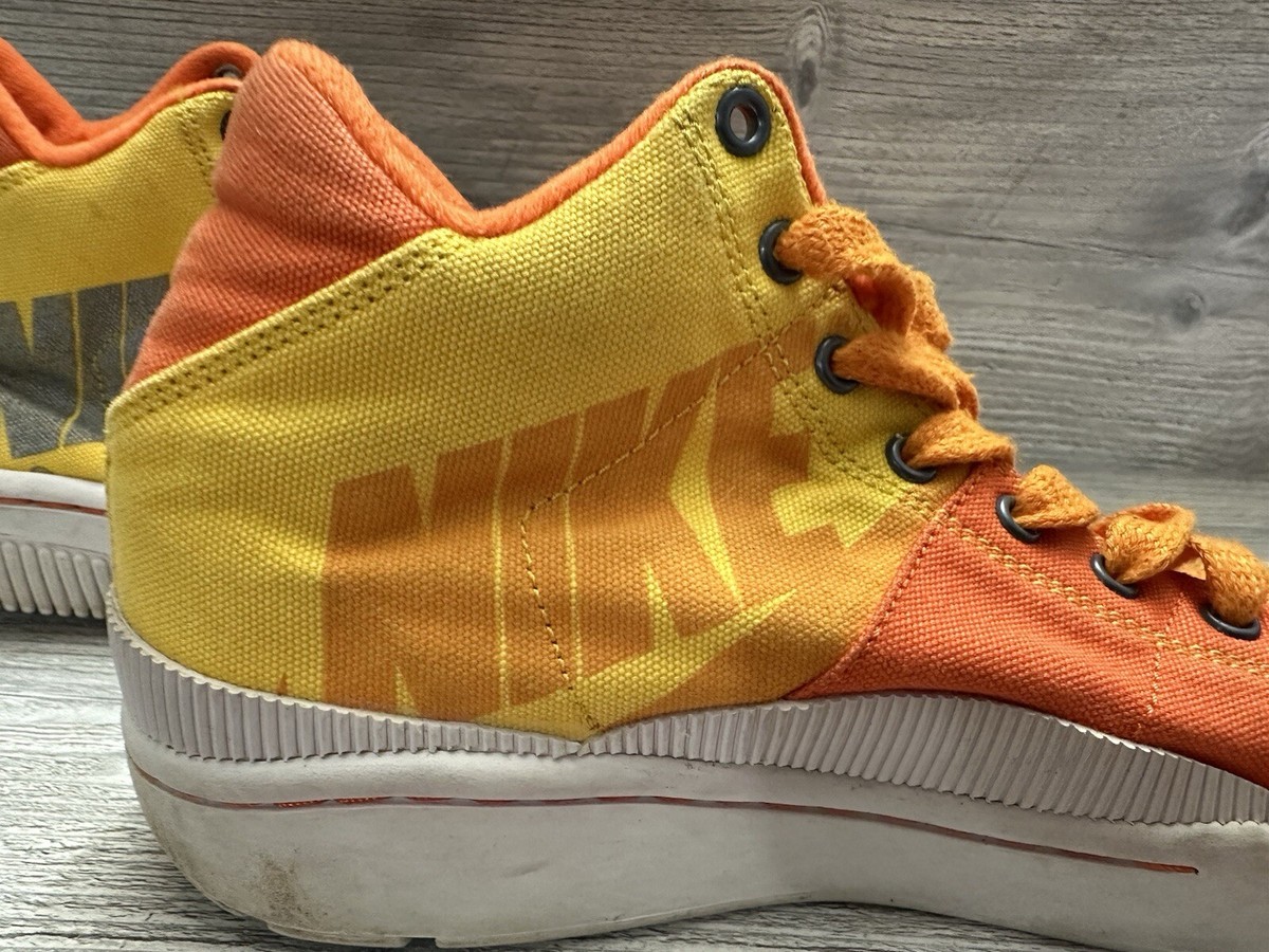 318635 701 Nike WMNS Outbreak Gemini – Varsity Maize Orange Blaze