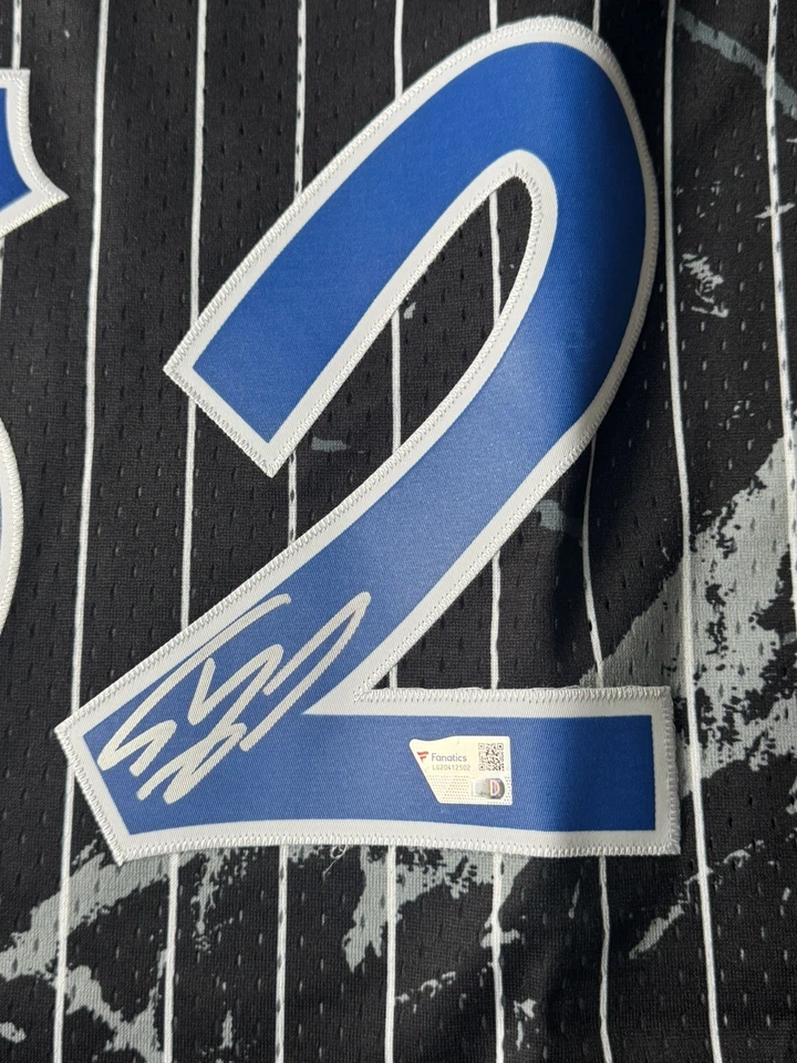 Camiseta Shaquille O'Neal Auténtica Mitchell & Ness 1994-95 B&W Autógrafo Fanáticos Foto 2 de 3