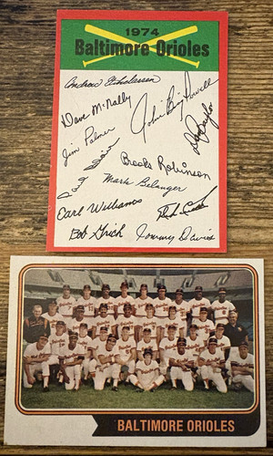BALTIMORE ORIOLES 1974 Topps Team Checklist LOT! #16 ROBINSON Signatures NRMT