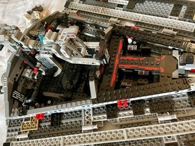 LEGO Star War First Order Star Destroyer (75190) As Found Built Plus 4 Minifigs