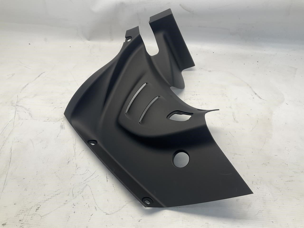 21-25 Ferrari 296 Rear Left Lateral Shield Q