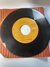 David Bowie Fame 45 RPM Vinyl Record RCA Victor PB-10320 Right Vintage