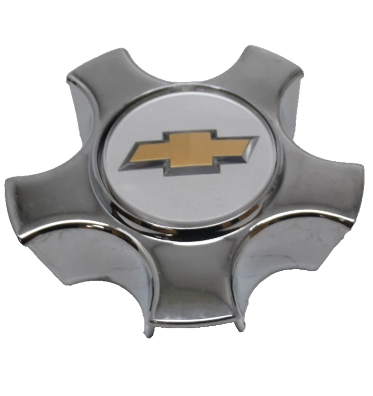 Tapacubos central de rueda cromada estilo recorte pajarita 2004-2006 Chevrolet Malibu HHR Foto 3 de 4