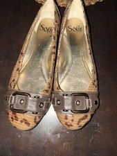 Sofft flats size 7.5 leather animal print