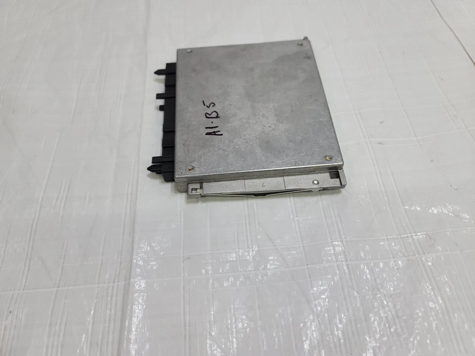 1992-1993 Mercedes-Benz 600SEL PML Control Unit OEM 010-545-82-32 - Image 4 of 4