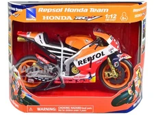 HONDA RC213V #93 MARQUEZ "REPSOL" MOTOGP (2015) 1/12 MOTORCYCLE BY NEW RAY 57753