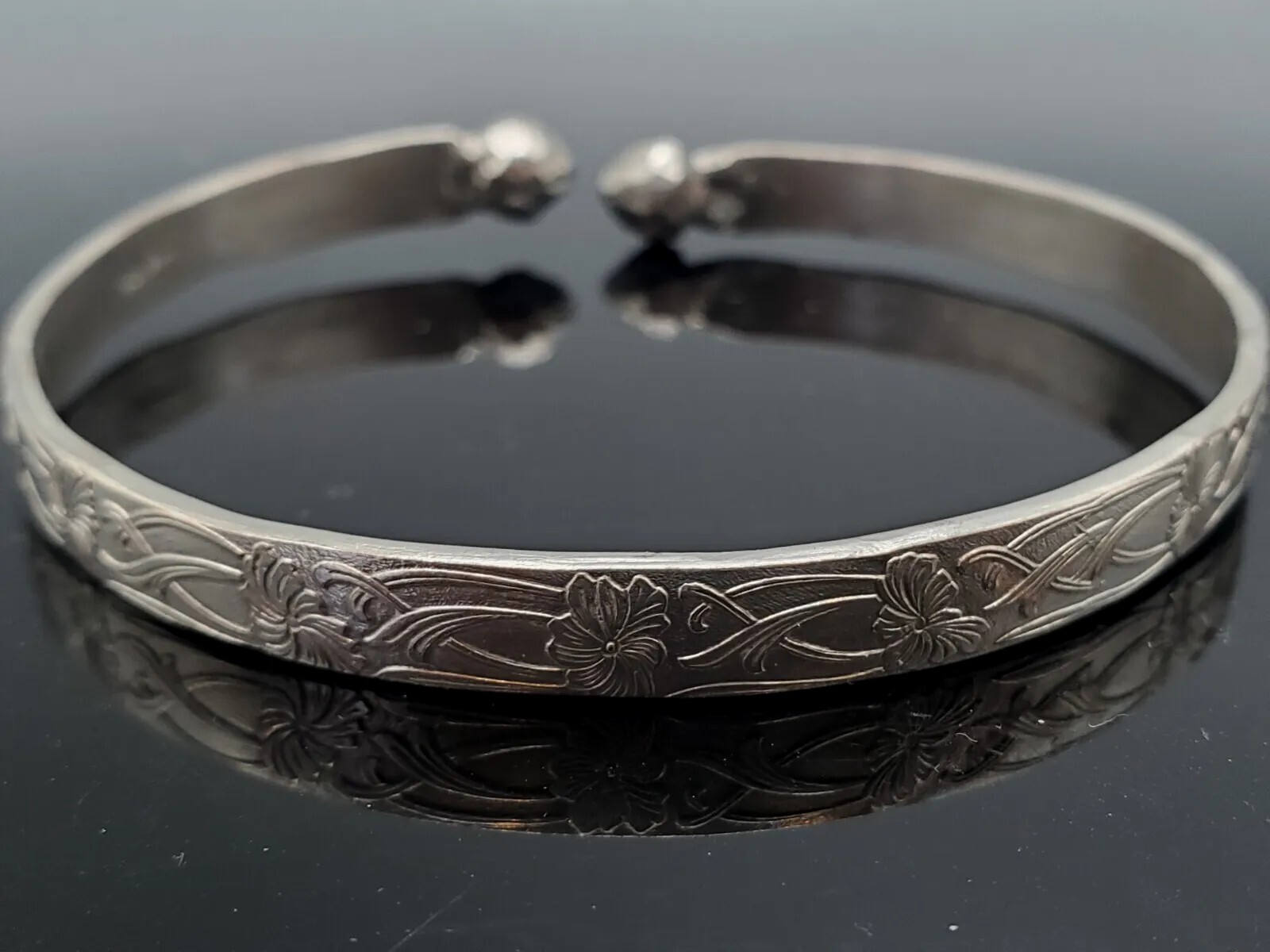 Vintage Sterling Solid Silver Bangle Bracelet Han… - image 1
