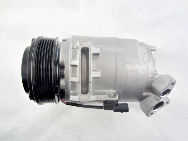Nuevo compresor de aire acondicionado OE para Chevrolet City Express y Nissan NV200/Taxi Foto 2 de 2