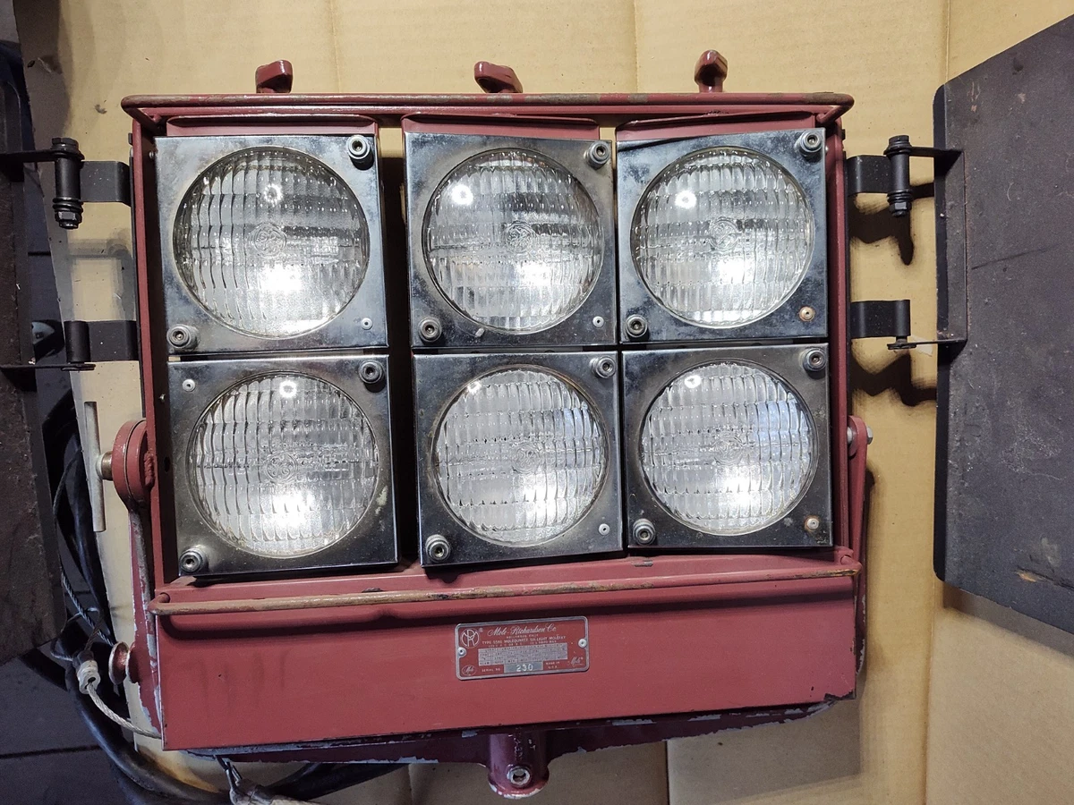 Mole-Richardson Bulb Studio Continuous Lighting Units for sale | eBay