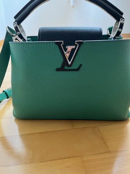 Louis Vuitton  Capucines BB Handtasche  Grün & Schwartz