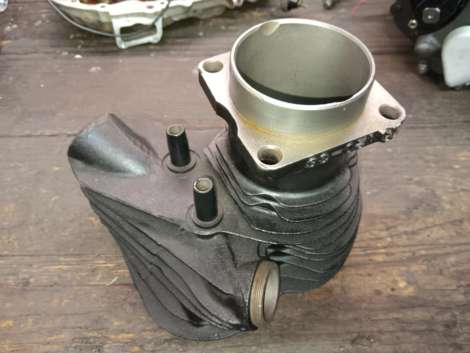 Nuevo de Lote Antiguo Harley 45 Cabeza Plana Cilindro Delantero OEM Estándar Bore Servicar WL WLA Foto 4 de 4