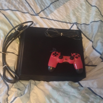 Sony PlayStation 4 Pro Schwarz mit Controller, Kabel, 1080p, Wi-Fi, Blu-Ray