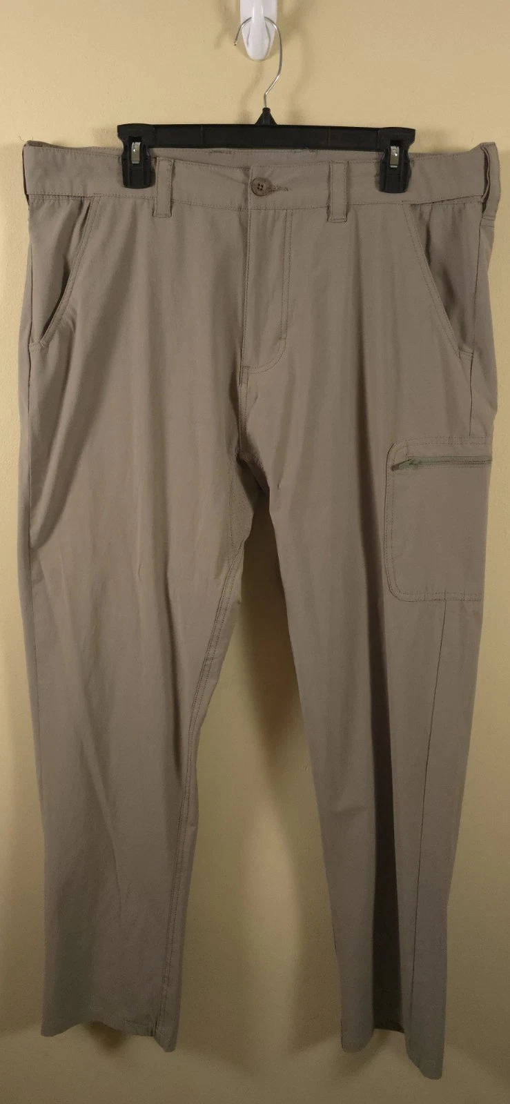 HUK Men's XL UPF30 Next Level Quick Dry Performance Stretch Cargo Fishing Pants