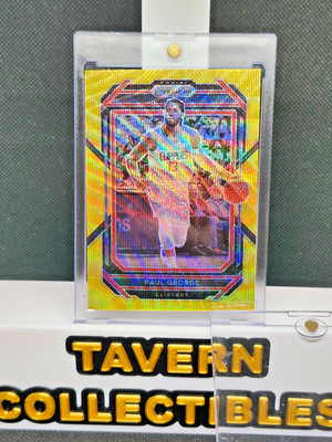 Paul George 2022 Panini Prizm Basketball Gold Wave /10 Los Angeles