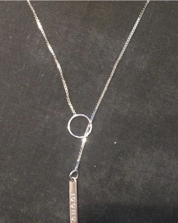 Collar Gucci Barra Lariat Oro Blanco Sólido 18K 5.2 Gr Foto 2 de 4