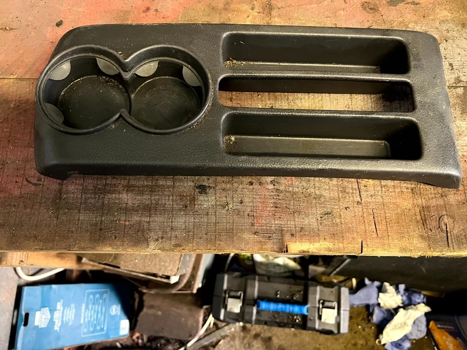 Portavasos consola central Volkswagen VW Polo 6Q0863319 Foto 3 de 4