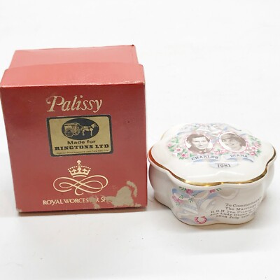 VINTAGE Palissy Ringtons Ltd Charles and Diana 1981 Tricket Box, boxed