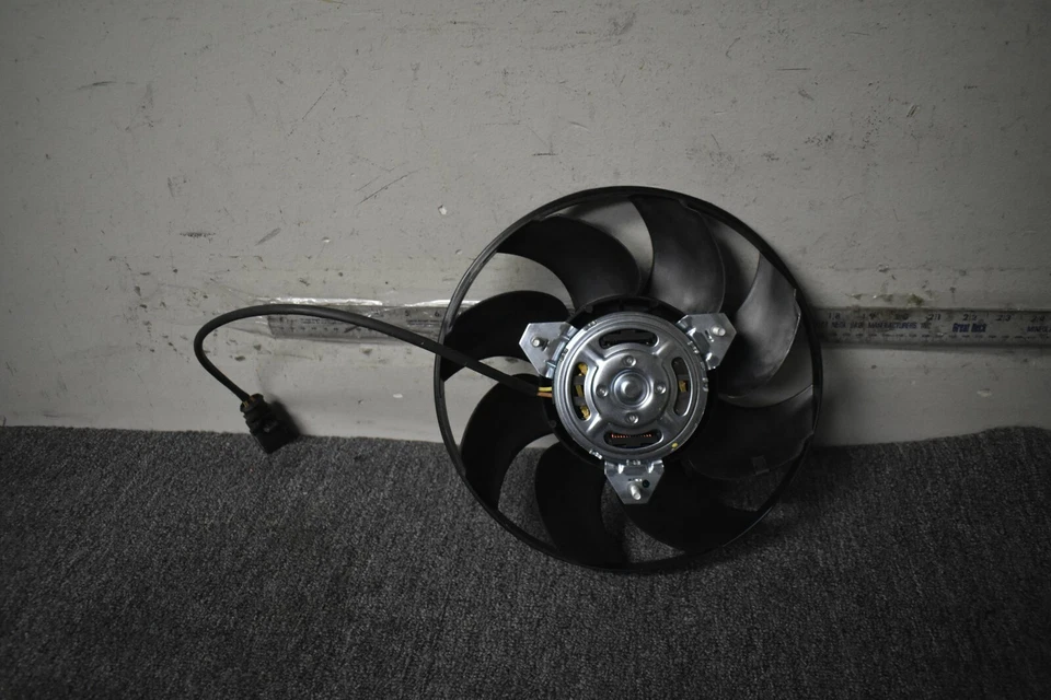 Porsche 911 2007-2013 turbo ventilador motor OEM de fábrica Foto 4 de 4