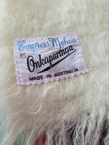 Vintage Mohair Empress Onkaparinga Throw - Shawl Wrsp Cover made in Australia - Picture 2 of 5