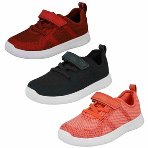 childrens trainers clarks