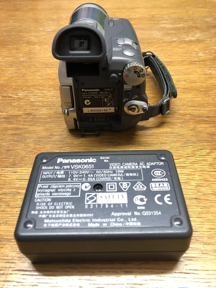 Panasonic NV-GS120 Camcorder 3CCD Mini DV Digital Tape Video Camera Untested  - image 2 of 4