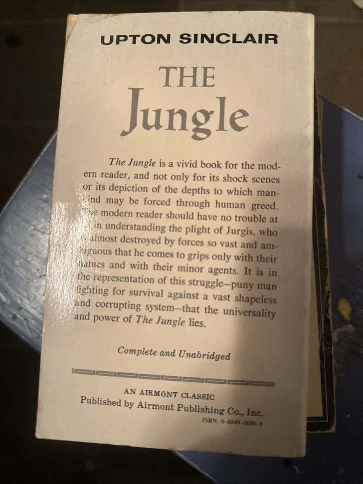 THE JUNGLE - Upton Sinclair, 1965 Paperback airmont CL 86 [Hardcover] Upton ... - Image 2 of 2