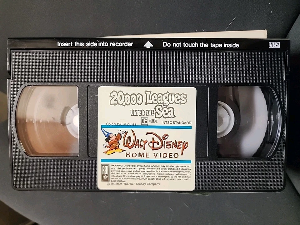 RARE, VTG, Walt Disney's, "20,000 Leagues Under The Sea" VHS, w/ Kirk Douglas - Image 3 of 3