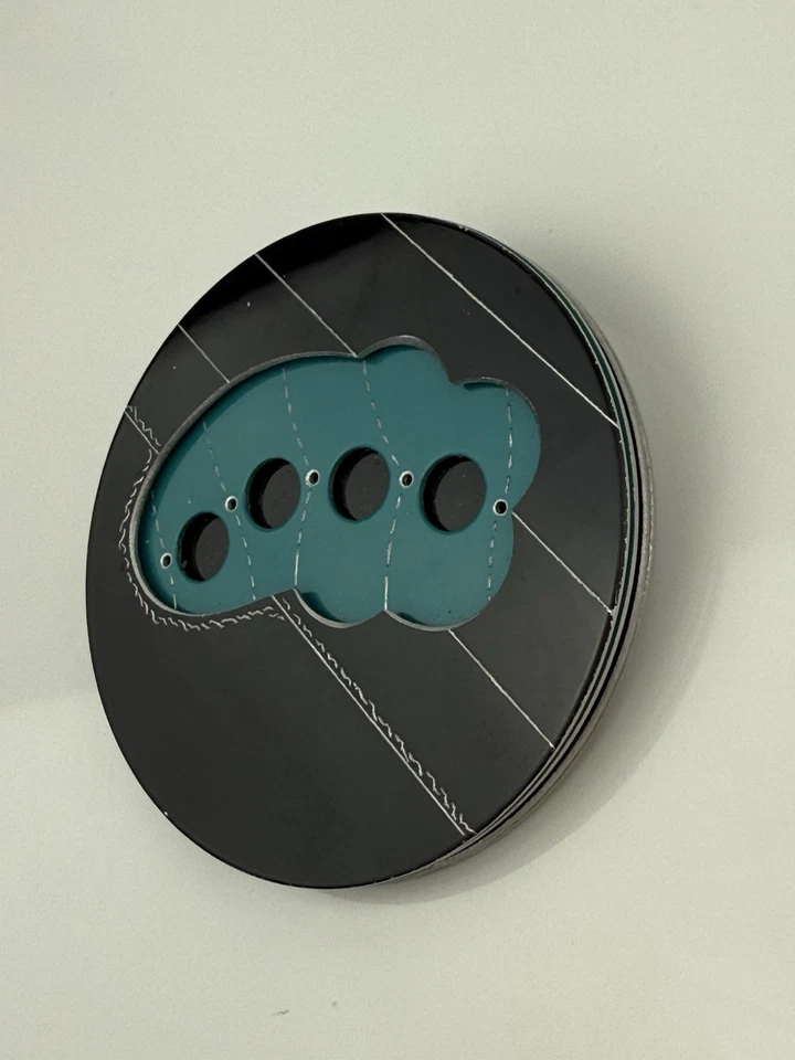 David LaPlantz абстрактный ручной работы круглый алюминиевая брошь цветной - Изображение 2 из 4