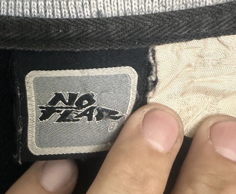 复古 90 年代 No Fear 男式黑色 1/4 拉链垃圾滑板 Polo 衫,尺寸 L — 第 2/4 张图片