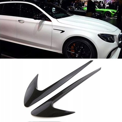 2 Stück Carbon Fiber Vent Fender Trim Bumerang Aufkleber Emblem für Benz AMG