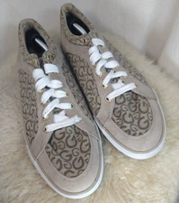 G by GUESS SIGNATURE LOGO PRINT WOMENS ATHLETIC CANVAS SNEAKERS SIZE 9.5 M NICE!