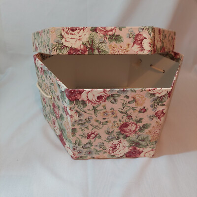 Large Vintage Hexagon Hat Box Floral Design W/3 Vintage Hats