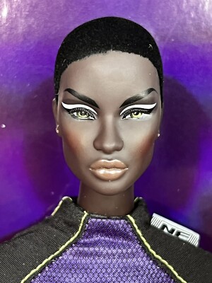 nu.face bominique makeda　integrity toys s-l400.jpg