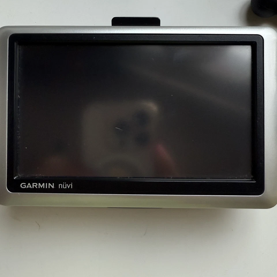 Garmin nuvi 1450 5-Inch Portable GPS Navigator - With Window Mouth No Cord - Image 2 of 4