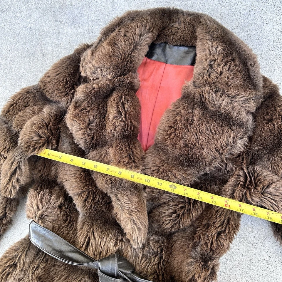 Vintage 70s 80s Women’s Sears Fashion Faux Fur Coat 17x44 - Image 2 of 4