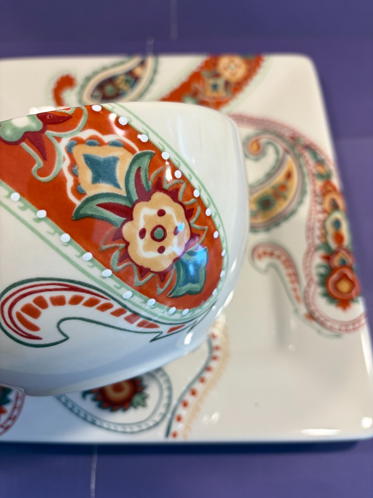 Tabletops Gallery MISTO MULTI PAISLEY Square Dinner Plate and Soup/Cereal Bowl