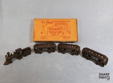 Dent Cast Iron Train Set w Box   3 Cars   Locomotive   Vintage 1930s 1940s