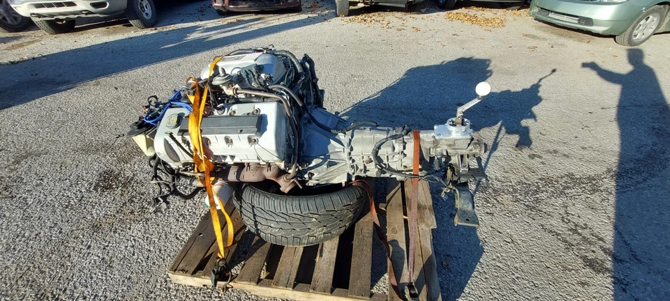 Motor 4,6 L DOHC 1996 1997 Mustang Cobra V8 4,6 transmisión extraíble Foto 2 de 4