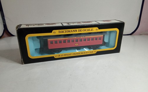 BACHMANN HO WAGON 47' OLD TIME COACH CENTRAL PACIFIC EN BOITE gu