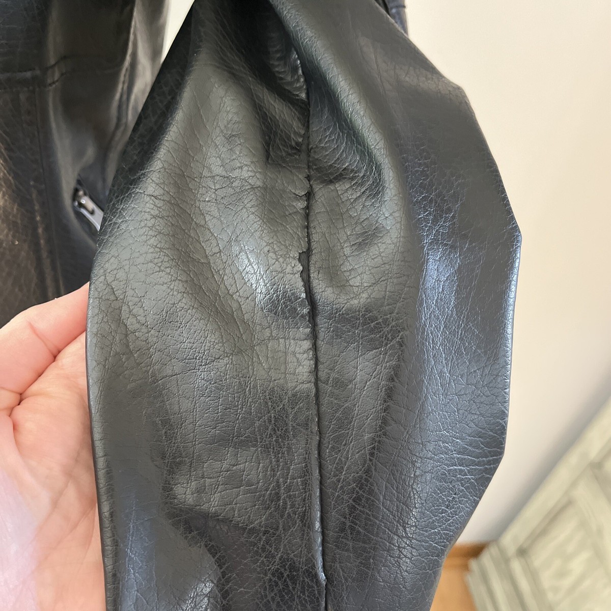 Share more than 149 leather jacket repair london latest jtcvietnam.edu.vn