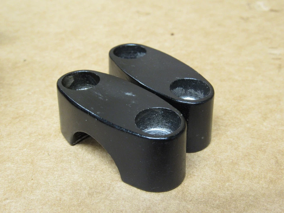 1987 铃木 Cavalcade GV1400 手柄杆顶夹 — 第 2/4 张图片