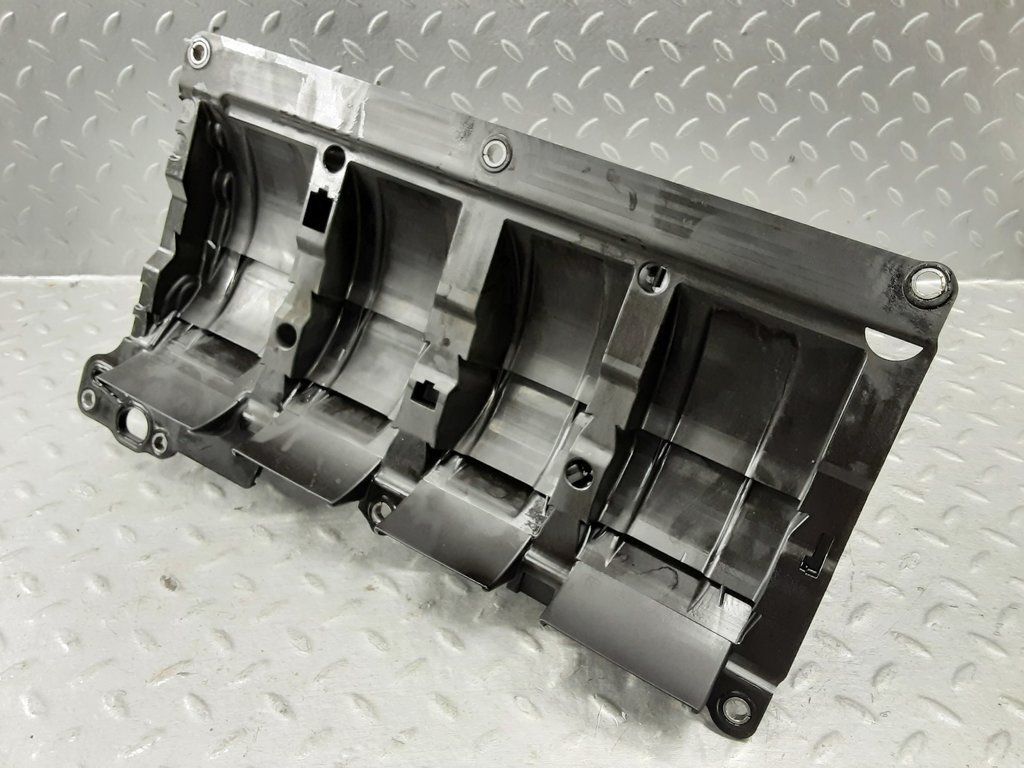 2017 Mercedes-Benz C AMG W205 Petrol Oil sump A1771810066 