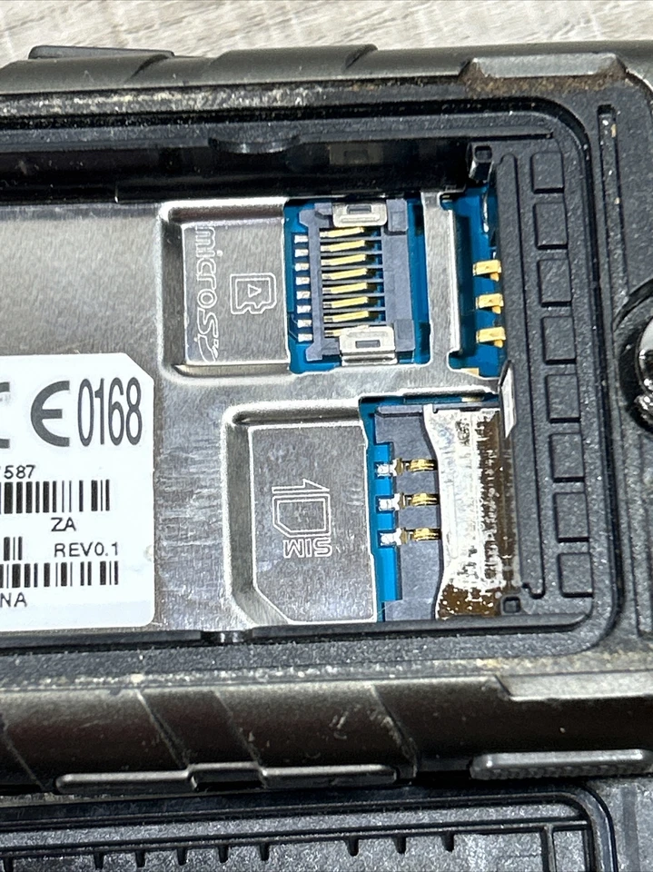 SAMSUNG RUGBY 2 SGH-A847 CELL PHONE ROGERS FIDO KOODO TELUS BELL No Battery - Image 4 of 4