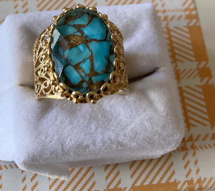 Artisan made vintage filigree and doublet torqoise  ring