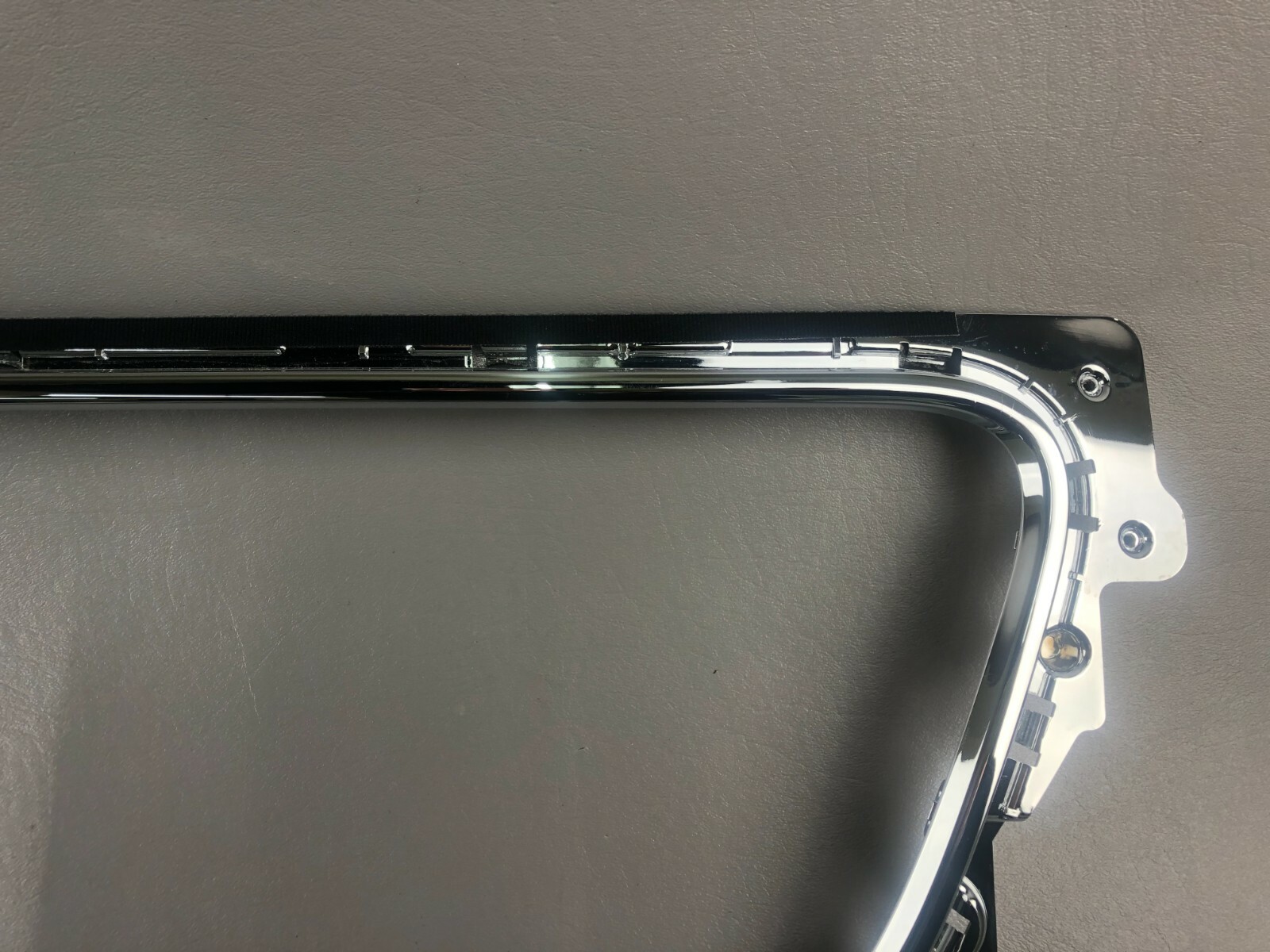 2018-2020 Bentley Continental GT Rear Bumper Lincense Plate Surround Trim OEM